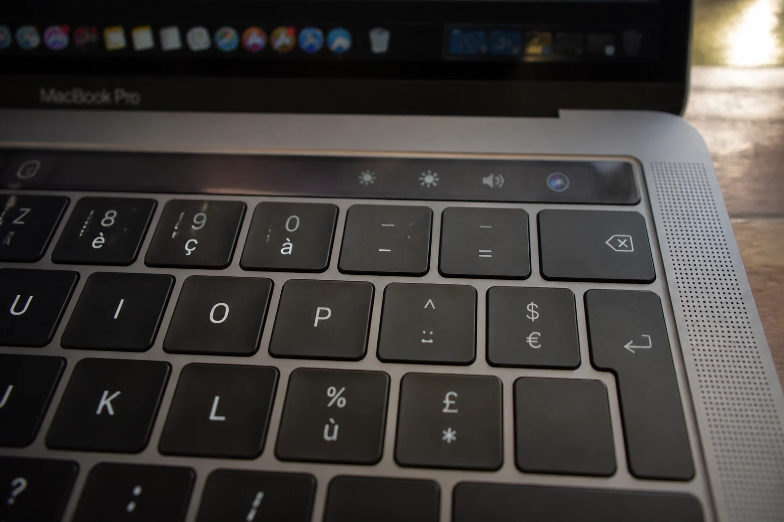 Le tiret du 6 sur Mac : raccourcis et dépannage